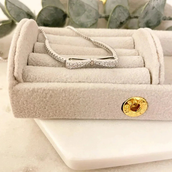 925 Sterling Silver Diamond Bow Bracelet Toggle Dainty Box Chain Bracelet - Picture 3 of 5